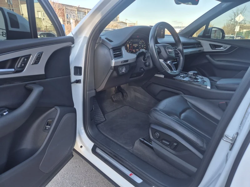 Audi Q7 3.0 TFSI Technik S-Line 7 Места FULL TOP , снимка 10 - Автомобили и джипове - 52939652