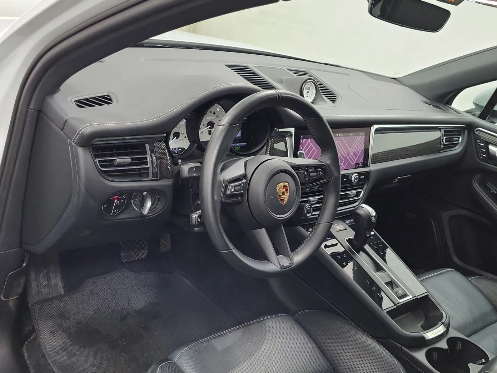 Porsche Macan GTS CARFAX АВТО КРЕДИТ  - изображение 8