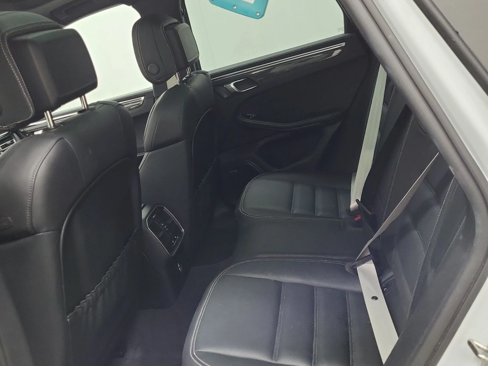 Porsche Macan GTS CARFAX ���� ������  | Mobile.bg � ����������� 11