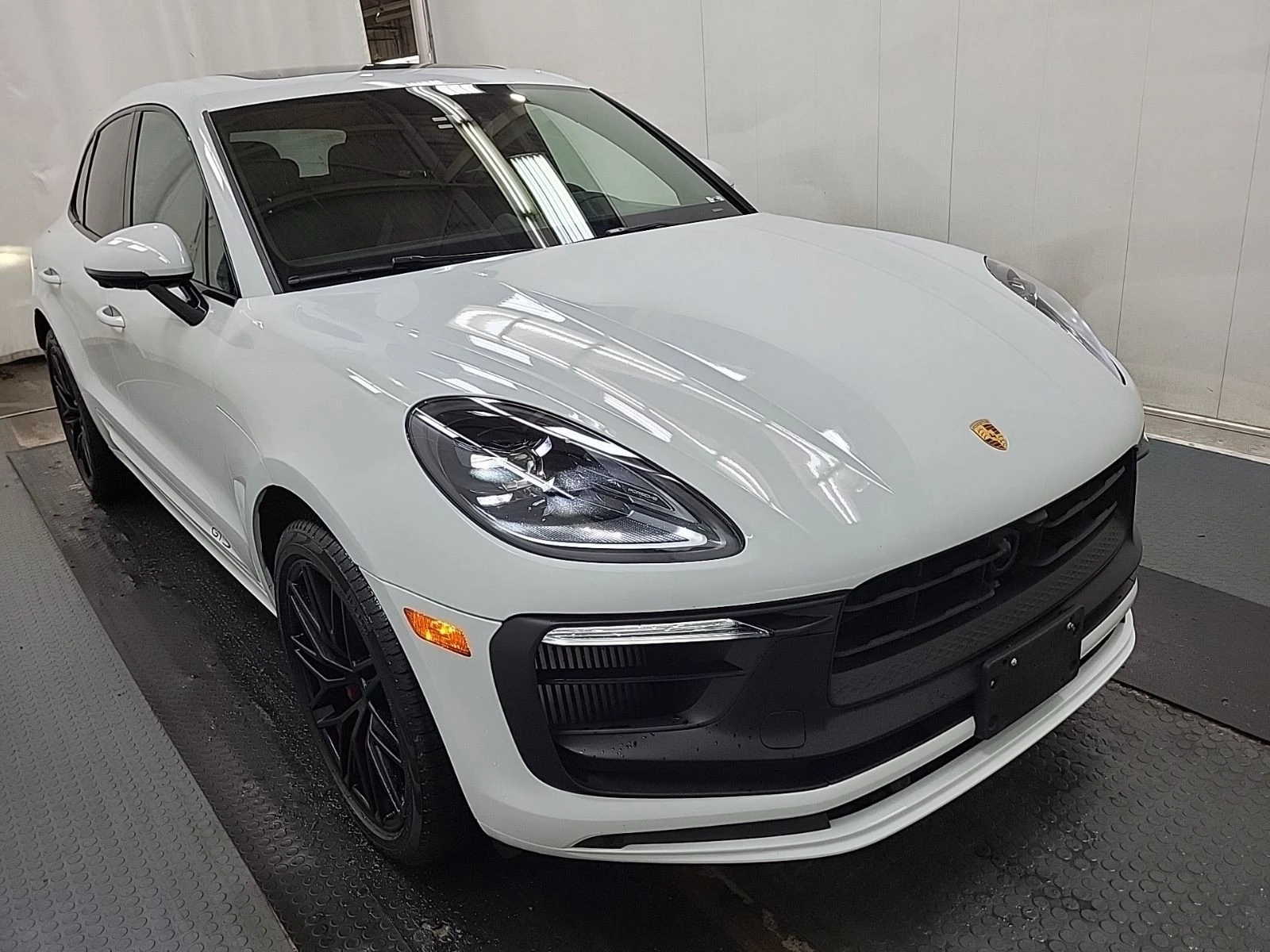 Porsche Macan GTS CARFAX АВТО КРЕДИТ  - изображение 3