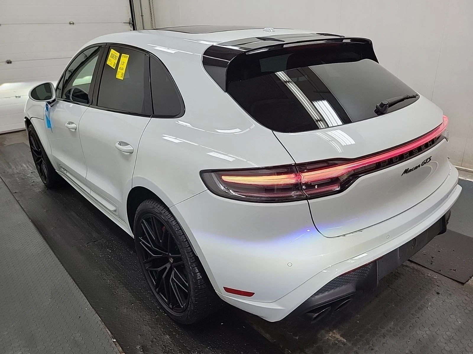 Porsche Macan GTS CARFAX АВТО КРЕДИТ  - изображение 6