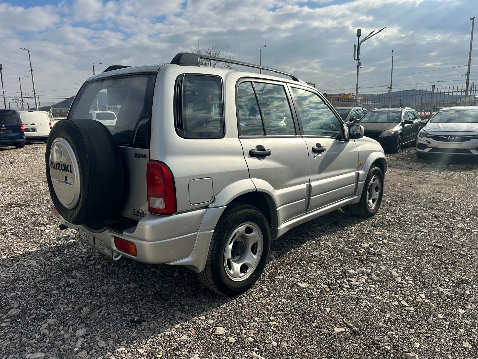 Suzuki Grand vitara 2.0TDI 110kc ITALIA, снимка 5 - Автомобили и джипове - 53710208