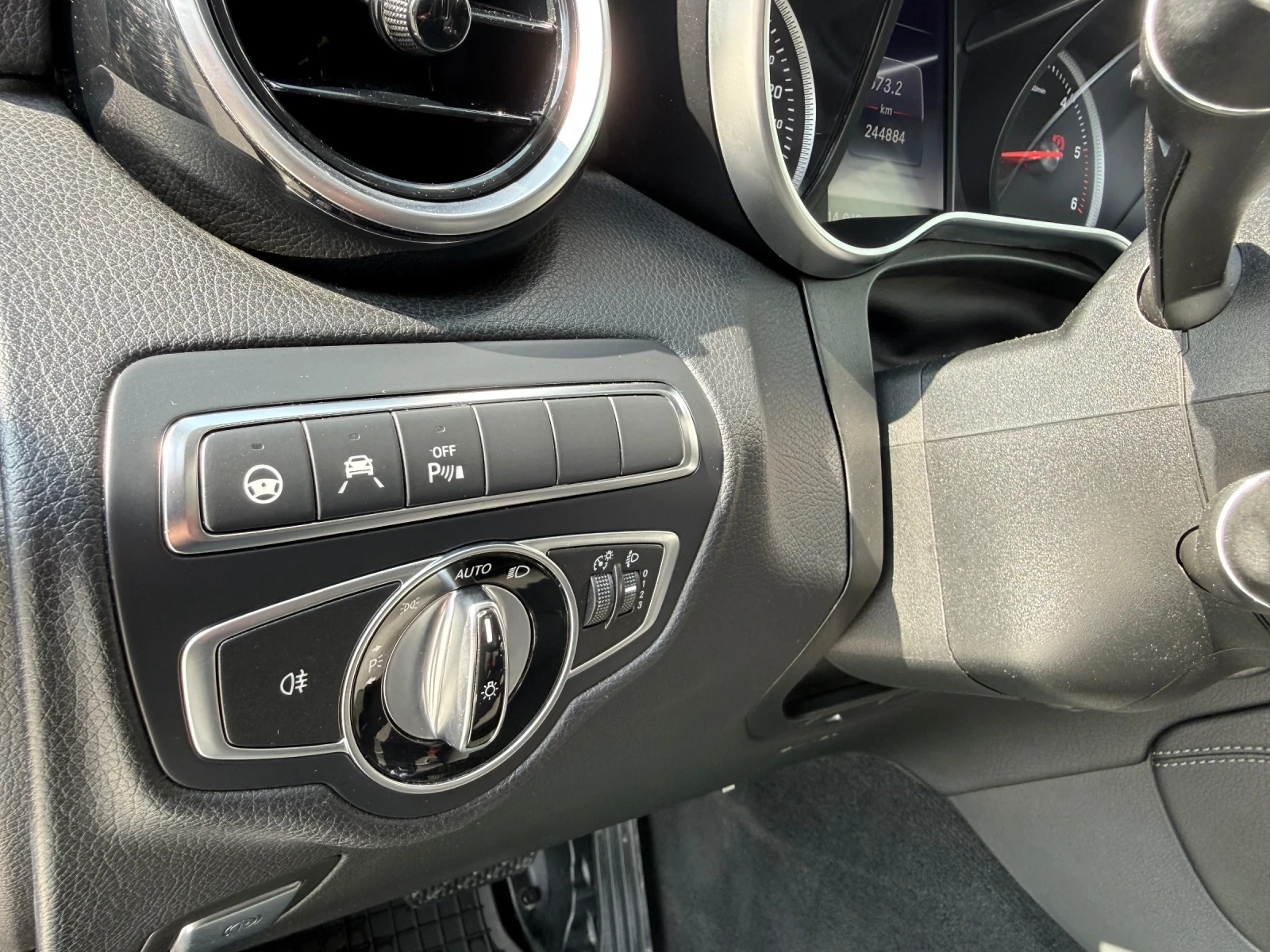 Mercedes-Benz GLC 250 4MATIC, снимка 16 - Автомобили и джипове - 53760954