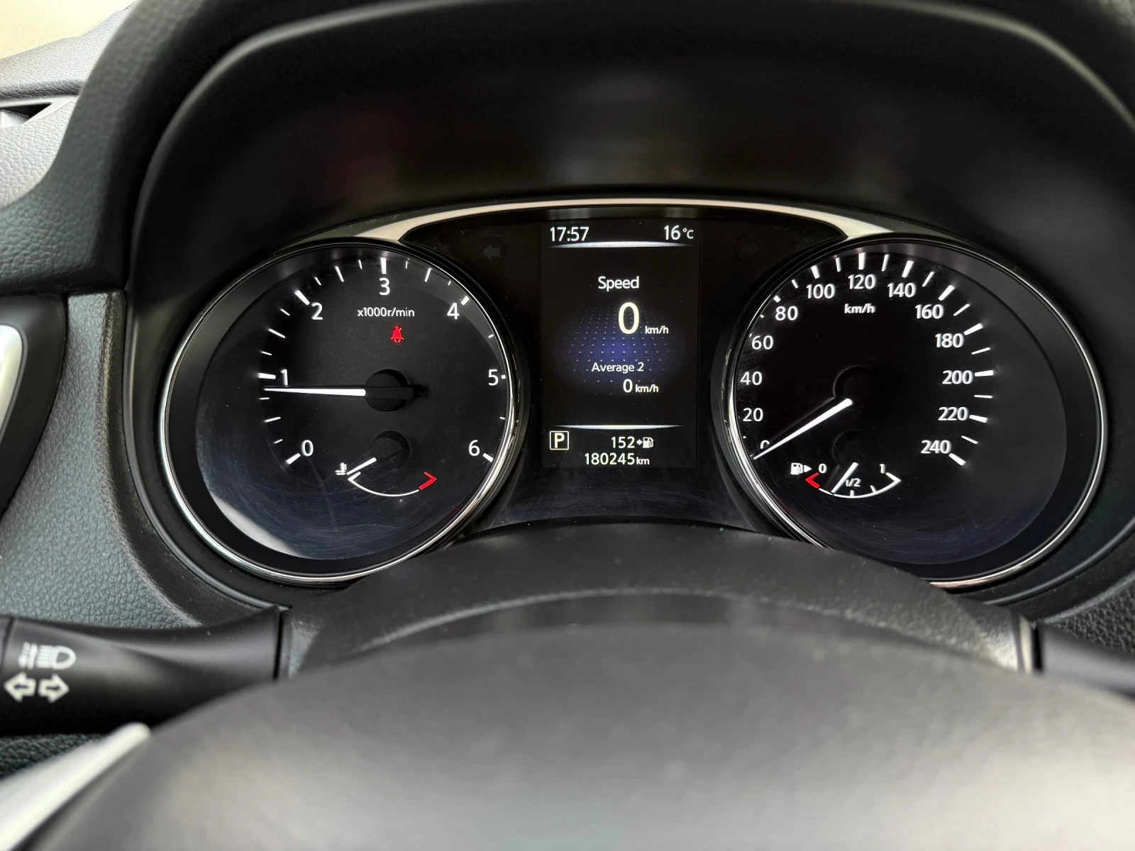 Nissan X-trail 1.6 DCI , снимка 14 - Автомобили и джипове - 53811559