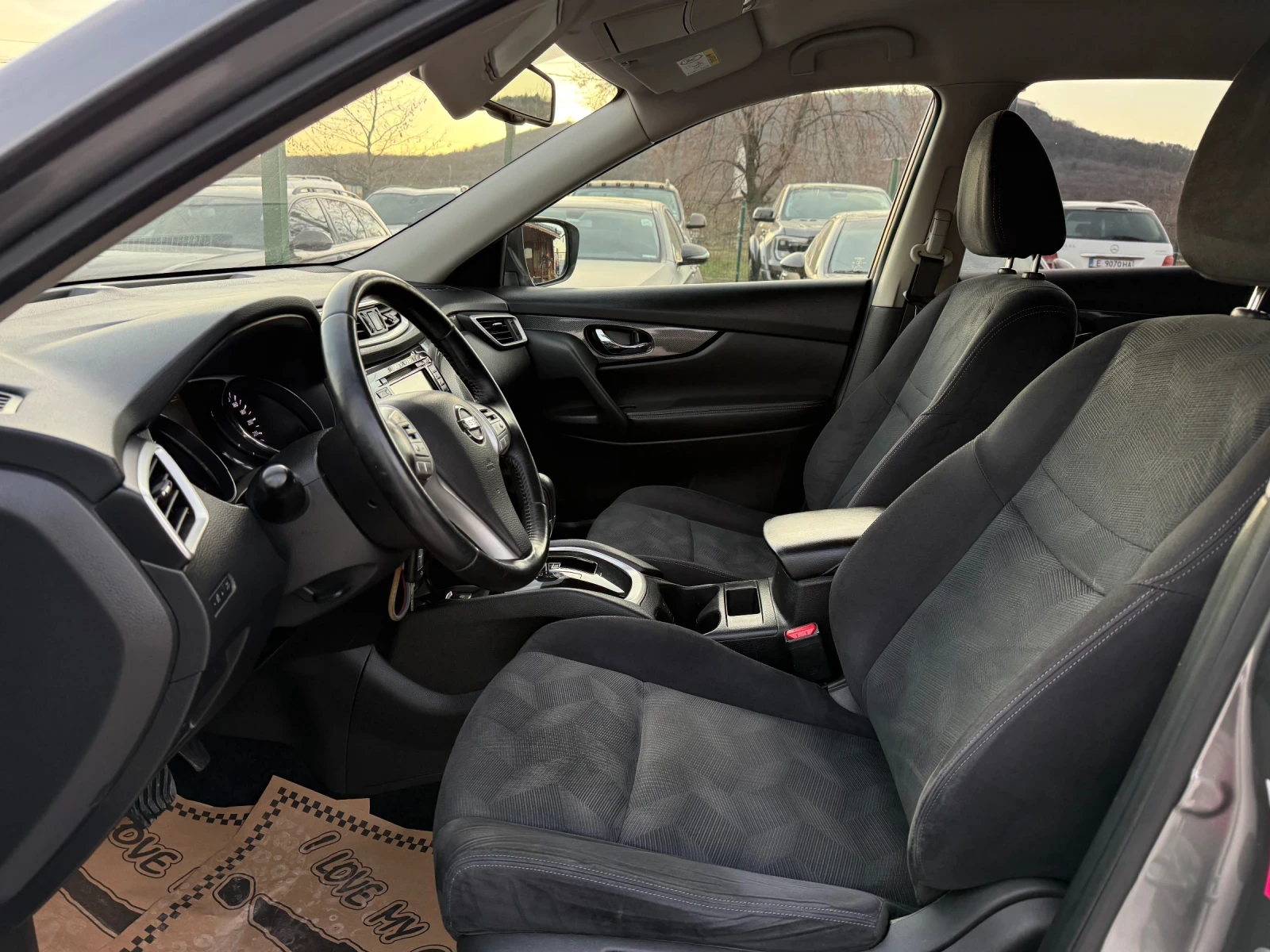 Nissan X-trail 1.6 DCI , снимка 6 - Автомобили и джипове - 53811559