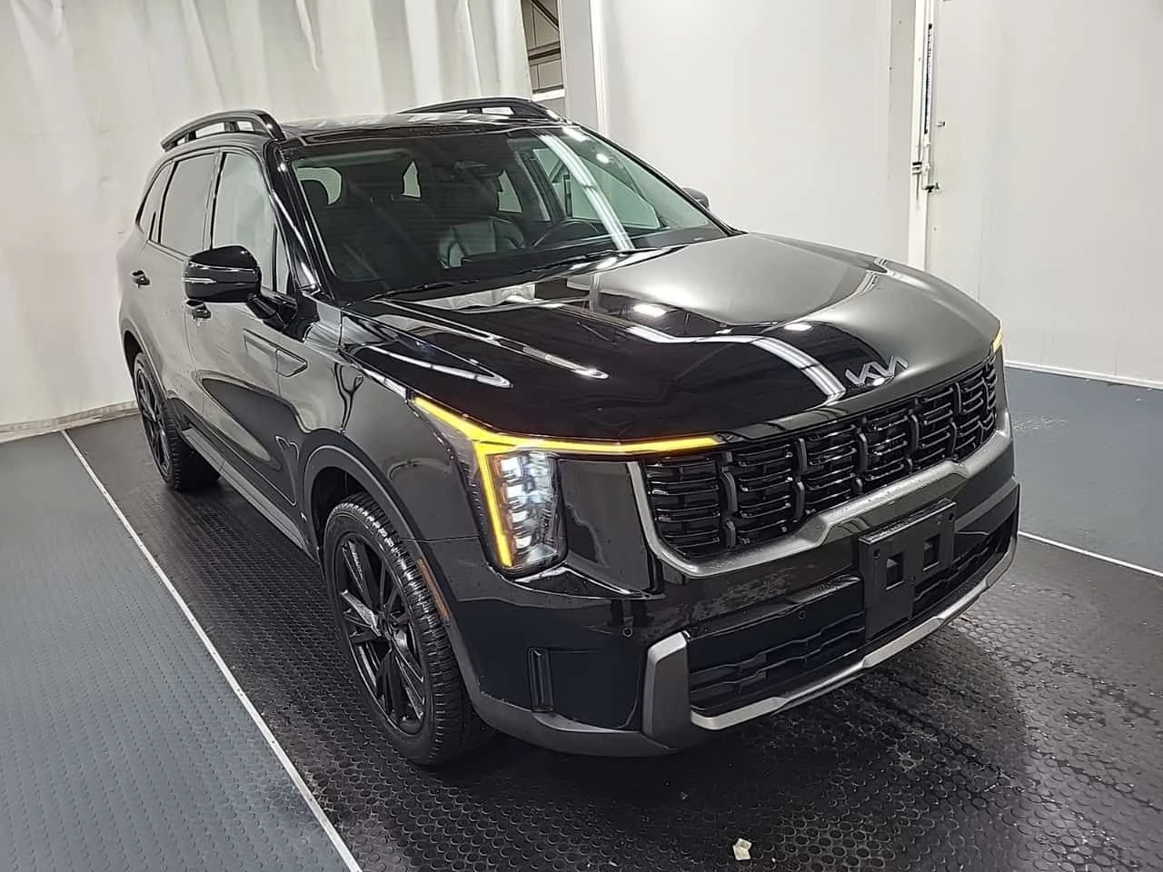 Kia Sorento X-LINE * Един собственик * Без инциденти * CARFAX  | Auto.bg — изображение 1