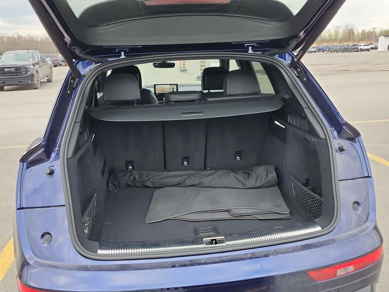 Audi Q5 S-LINE PRESTIGE| DISTR| 360| BANG&O| PANO| 2 КЛЮЧА, снимка 4 - Автомобили и джипове - 54435739