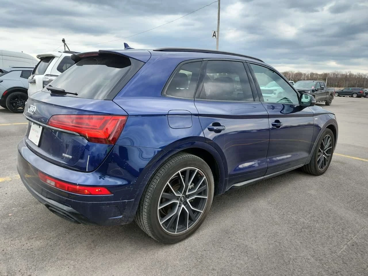 Audi Q5 S-LINE PRESTIGE| DISTR| 360| BANG&O| PANO| 2 КЛЮЧА, снимка 3 - Автомобили и джипове - 54435739
