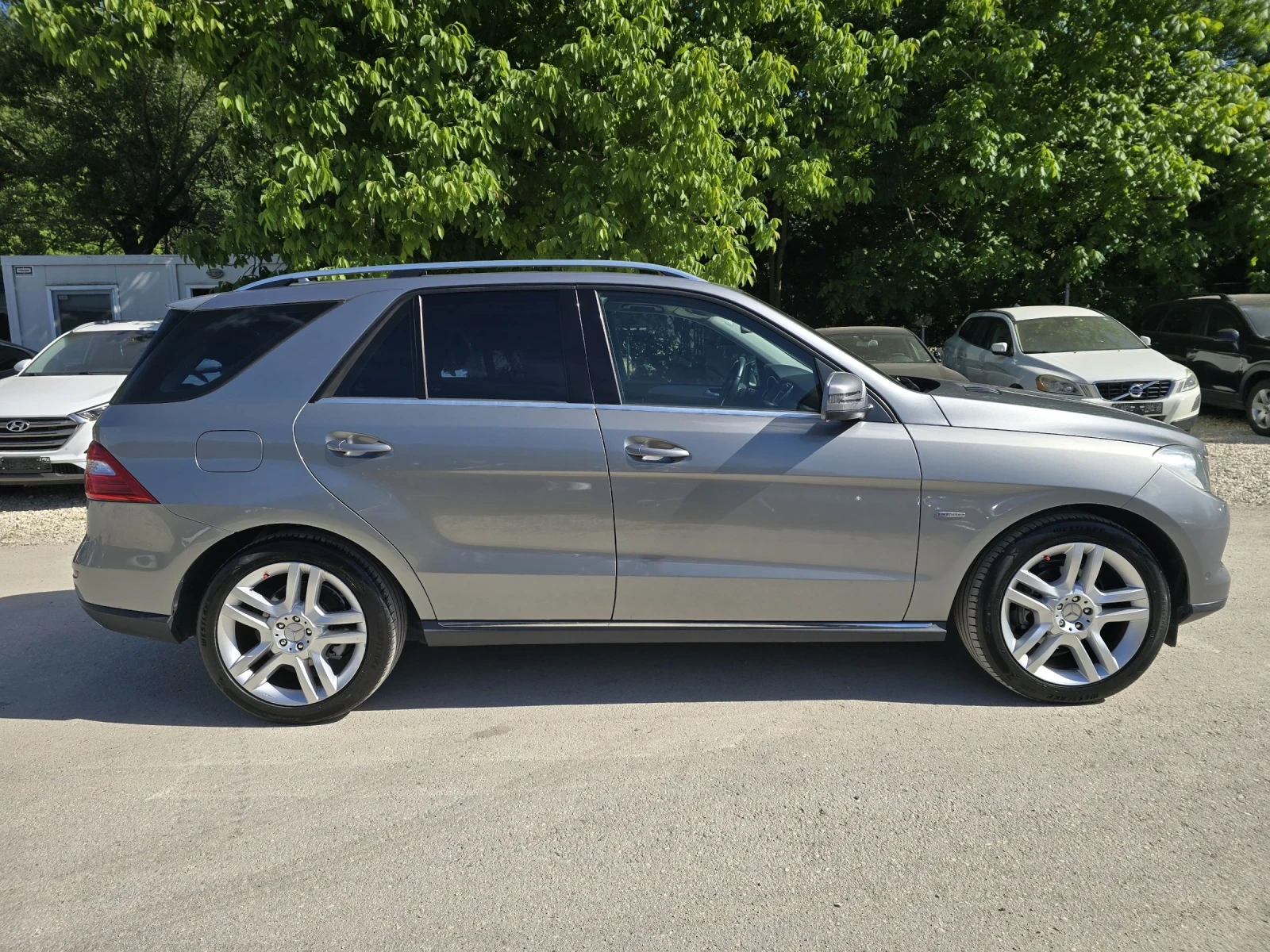 Mercedes-Benz ML 250 D 204к.с Sport 4MATIC , снимка 8 - Автомобили и джипове - 54713428