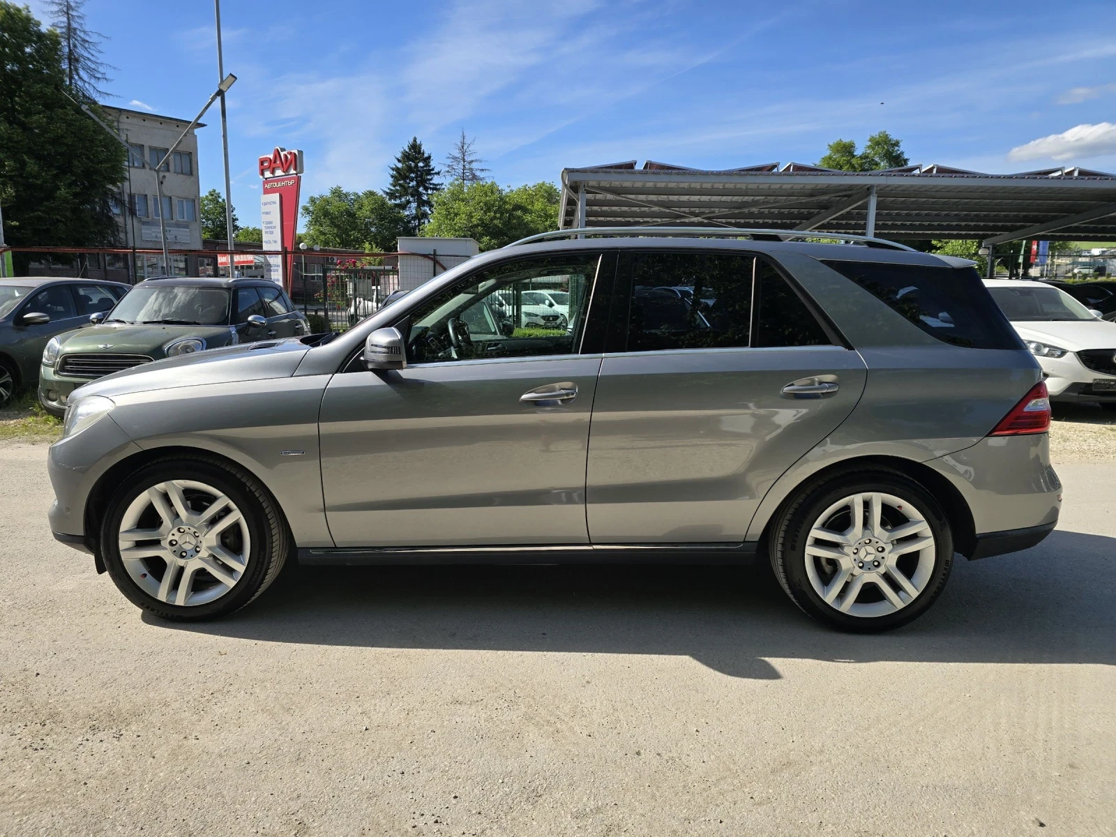 Mercedes-Benz ML 250 D 204к.с Sport 4MATIC , снимка 7 - Автомобили и джипове - 54713428