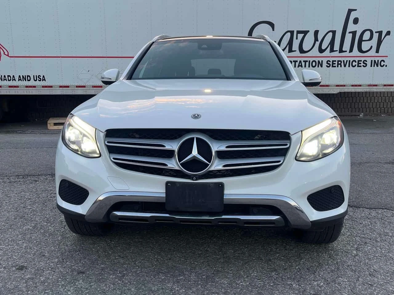 Mercedes-Benz GLC * 300 * АВТОКРЕДИТ * ОТ ПРЕДСТАВИТЕЛСТВО , снимка 2 - Автомобили и джипове - 54906107