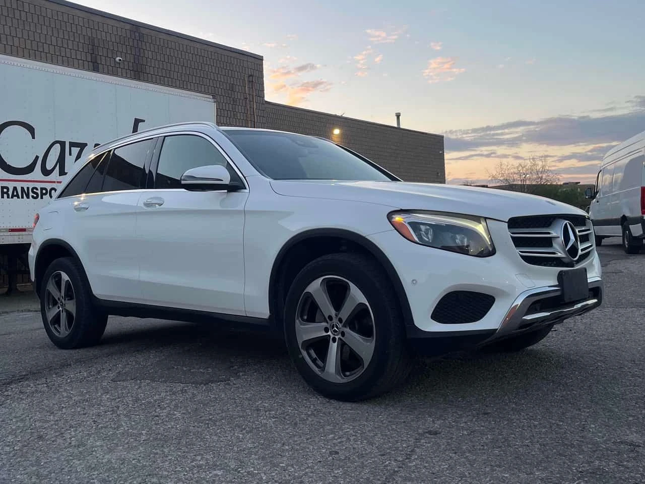 Mercedes-Benz GLC * 300 * АВТОКРЕДИТ * ОТ ПРЕДСТАВИТЕЛСТВО , снимка 3 - Автомобили и джипове - 54906107