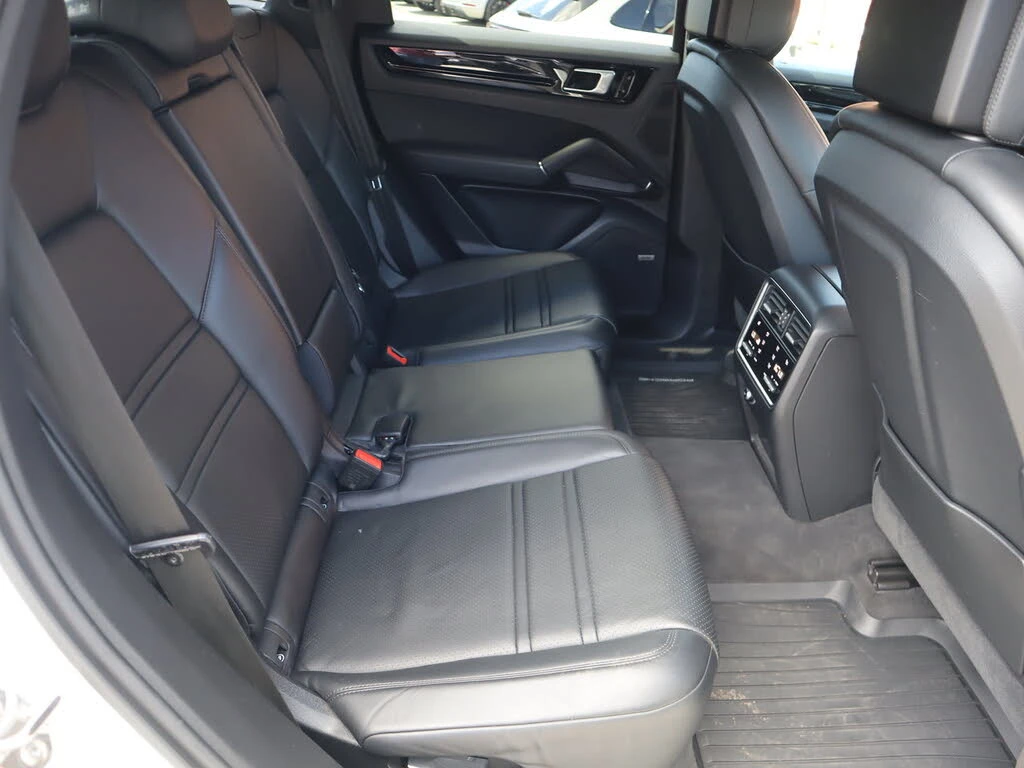 Porsche Cayenne COUPE * ВЪЗДУХ * МАСАЖИ * ОБДУХВАНЕ * ПАНОРАМА, снимка 16 - Автомобили и джипове - 54956017