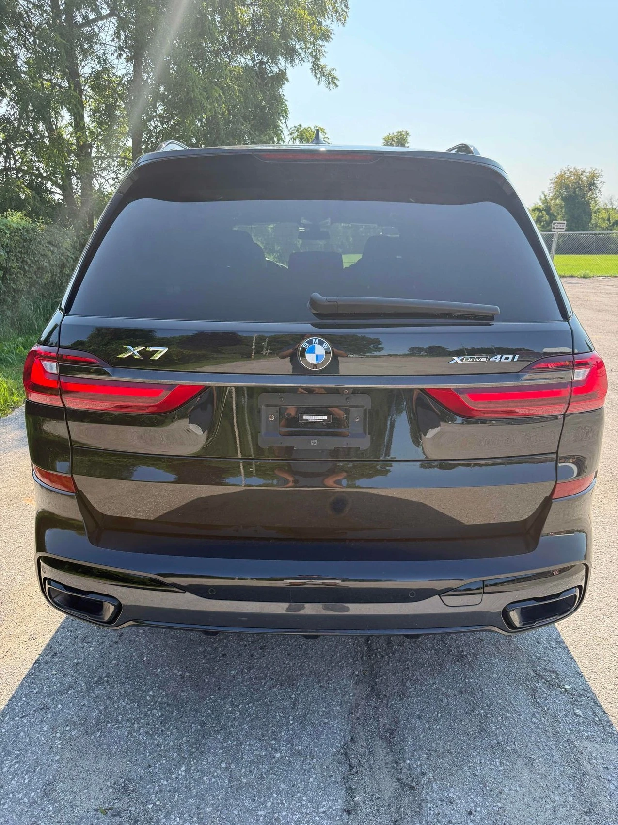 BMW X7 xDrive40i* M-SPORT* SKY LOUNGE* SOFT CLOSE* FULL* , снимка 4 - Автомобили и джипове - 55560121