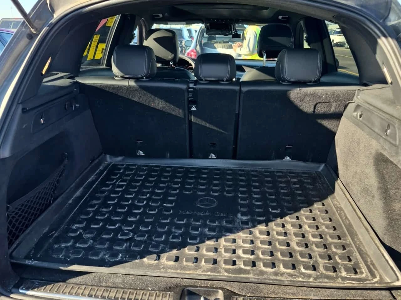 Mercedes-Benz GLC 300 DISTRONIC| AMBIENT| ПАМЕТ| 2 КЛЮЧА| , снимка 14 - Автомобили и джипове - 56196481