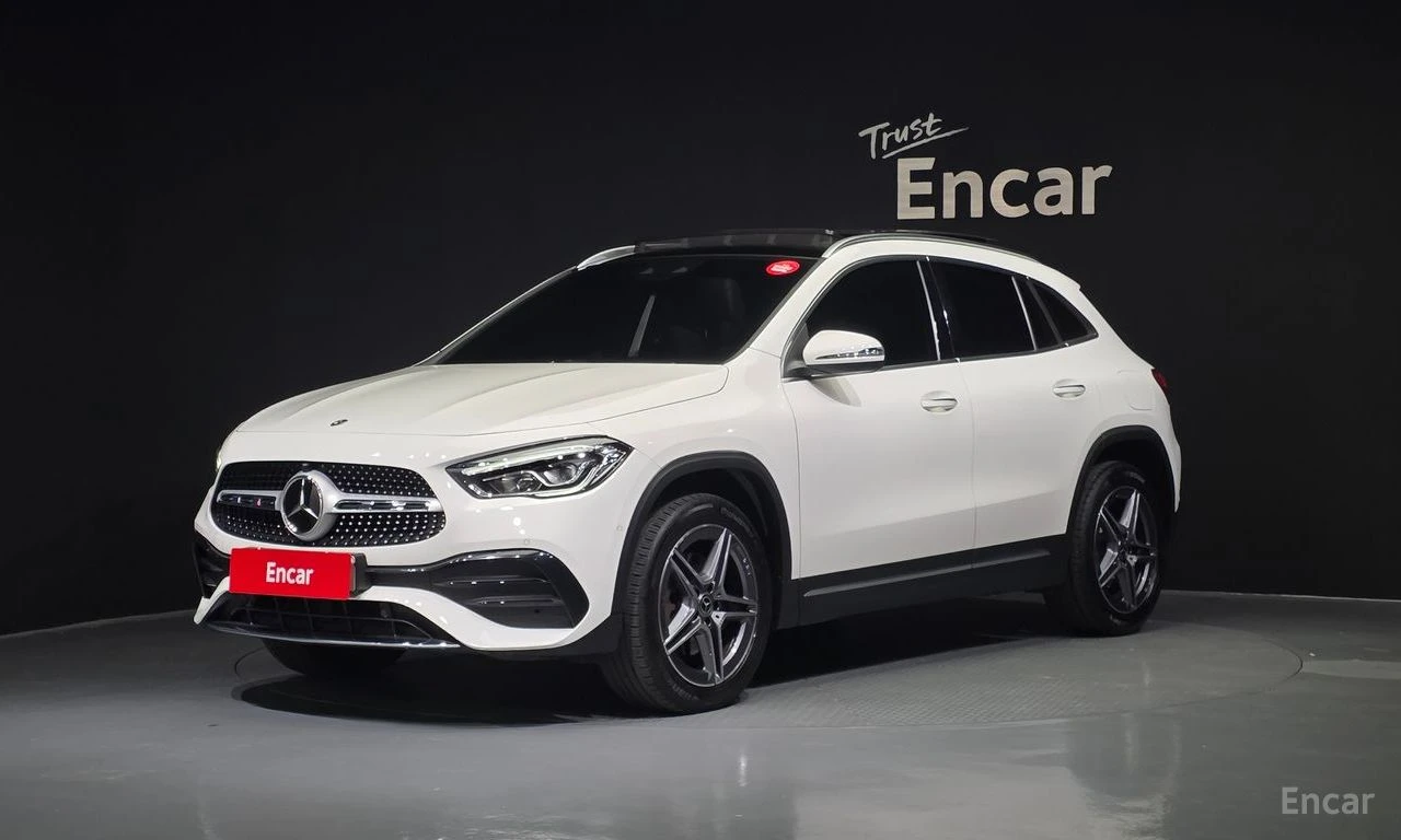Mercedes-Benz GLA 250 4MATIC* AMG LINE* CARBON* DISTRONIC* КРАЙНА ЦЕНА