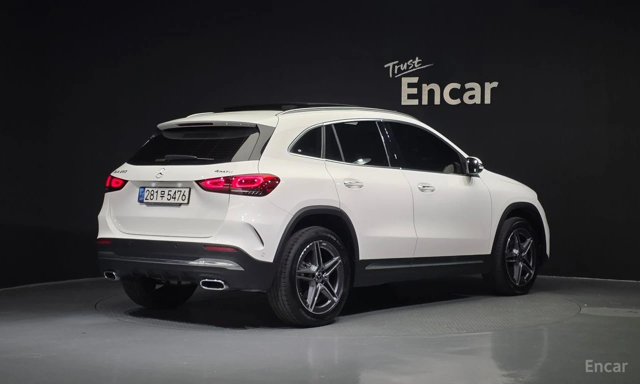 Mercedes-Benz GLA 250 4MATIC* AMG LINE* CARBON* DISTRONIC* ������ ���� | Mobile.bg � ����������� 4