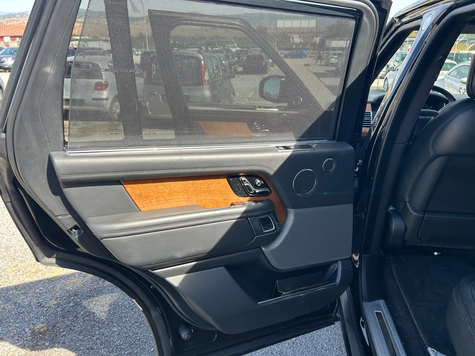 Land Rover Range rover Avtobiography, снимка 10 - Автомобили и джипове - 56334561
