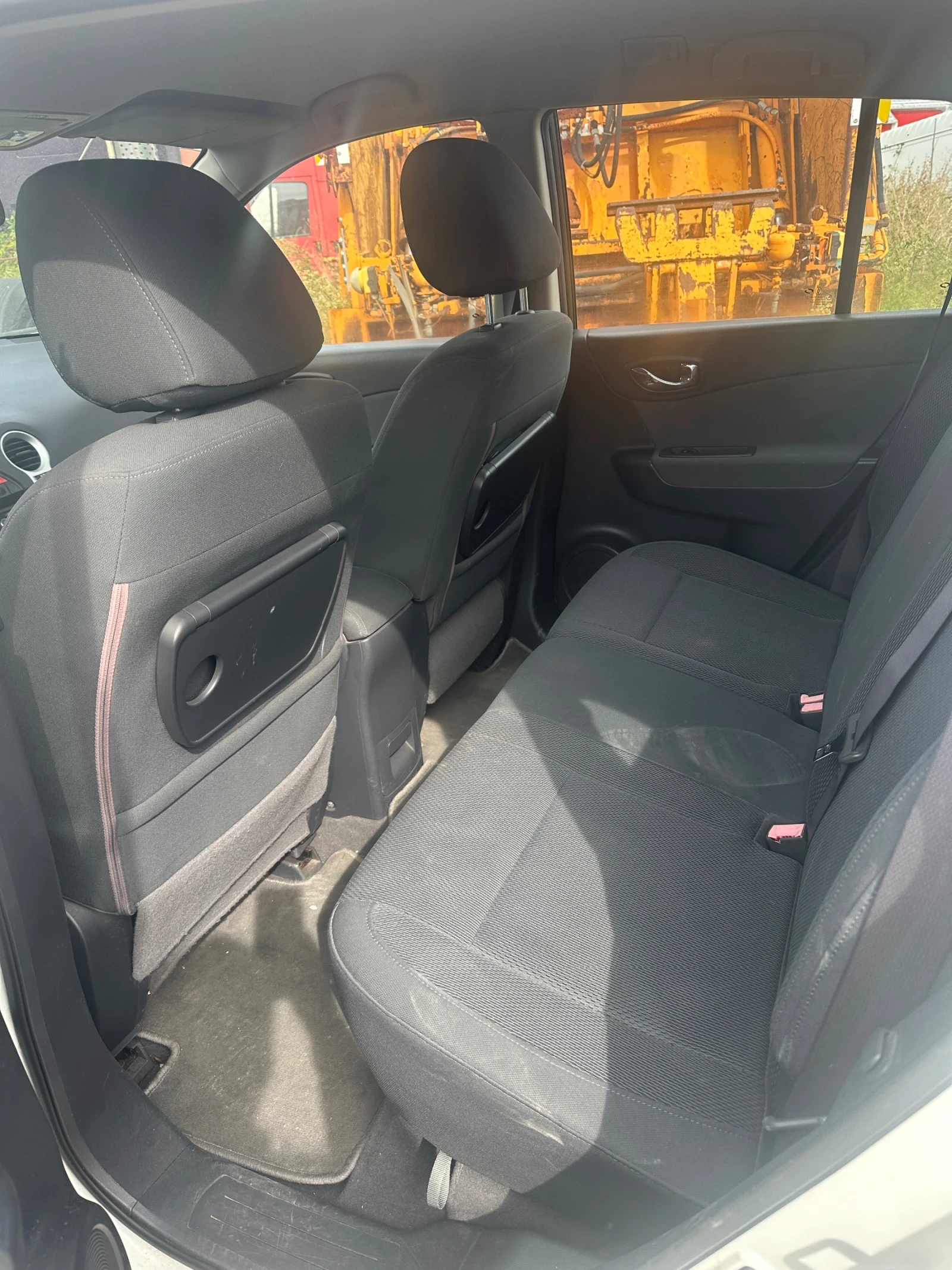 Renault Koleos 2.0 DCI 4x4, снимка 7 - Автомобили и джипове - 56420952