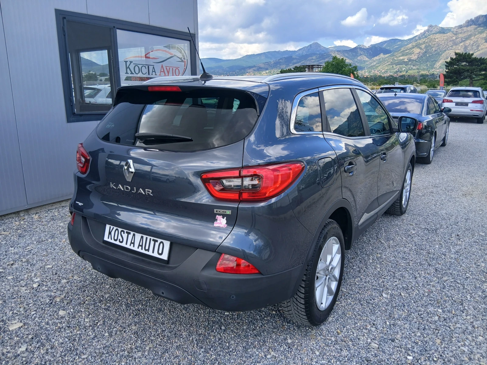 Renault Kadjar КАТО НОВА АВТОМАТ, снимка 4 - Автомобили и джипове - 56652593
