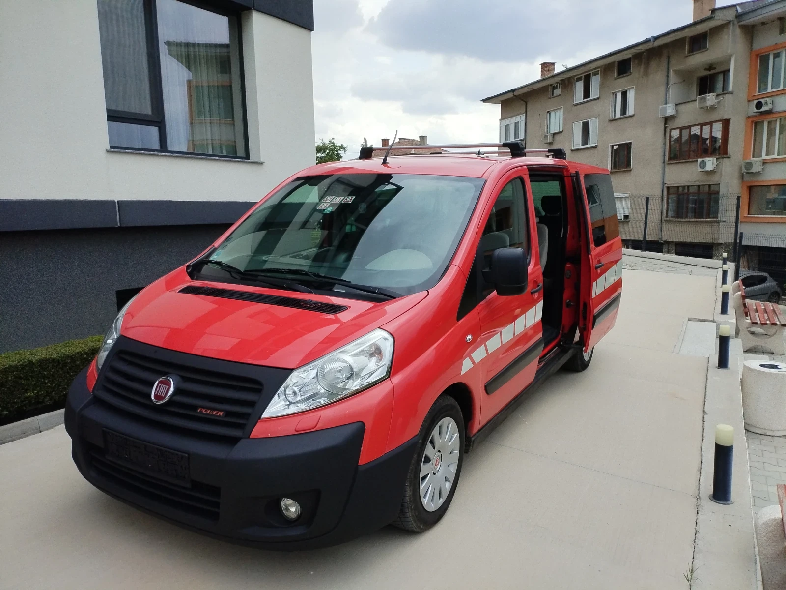 Fiat Scudo 2.0 M-JET 140hp 6ск Климатик 9 места Печка Макси , снимка 7 - Бусове и автобуси - 55655289