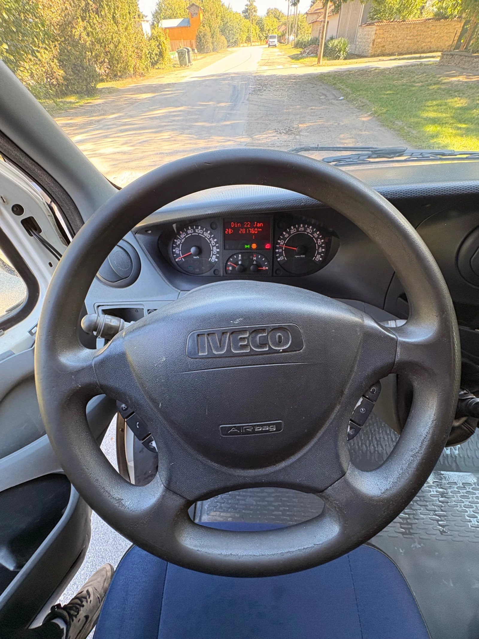Iveco Daily 35S18, снимка 15 - Бусове и автобуси - 56521626