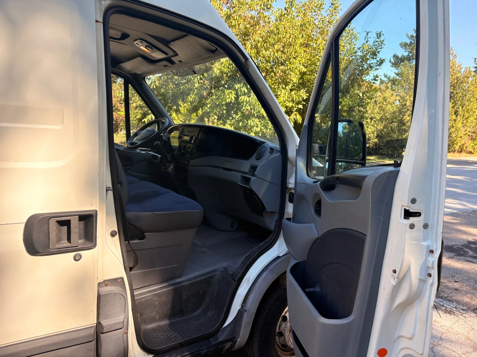 Iveco Daily 35S18, снимка 10 - Бусове и автобуси - 56521626