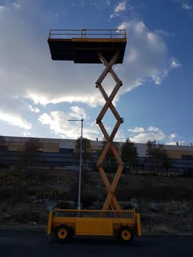 Автовишка Друга марка Liftlux SL135-24  4х4, снимка 7