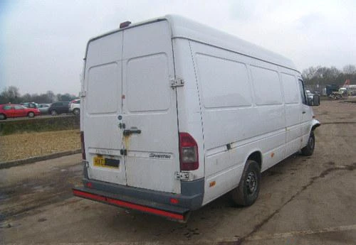 Интериор и аксесоари за Mercedes-Benz Sprinter 314, снимка 2 - Части - 49501614