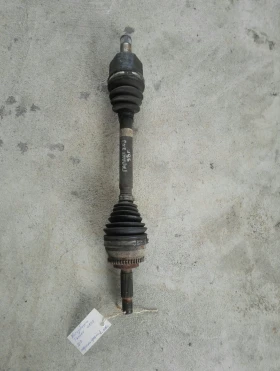 полуоска предна лява Мицубиши Галант 2.0д