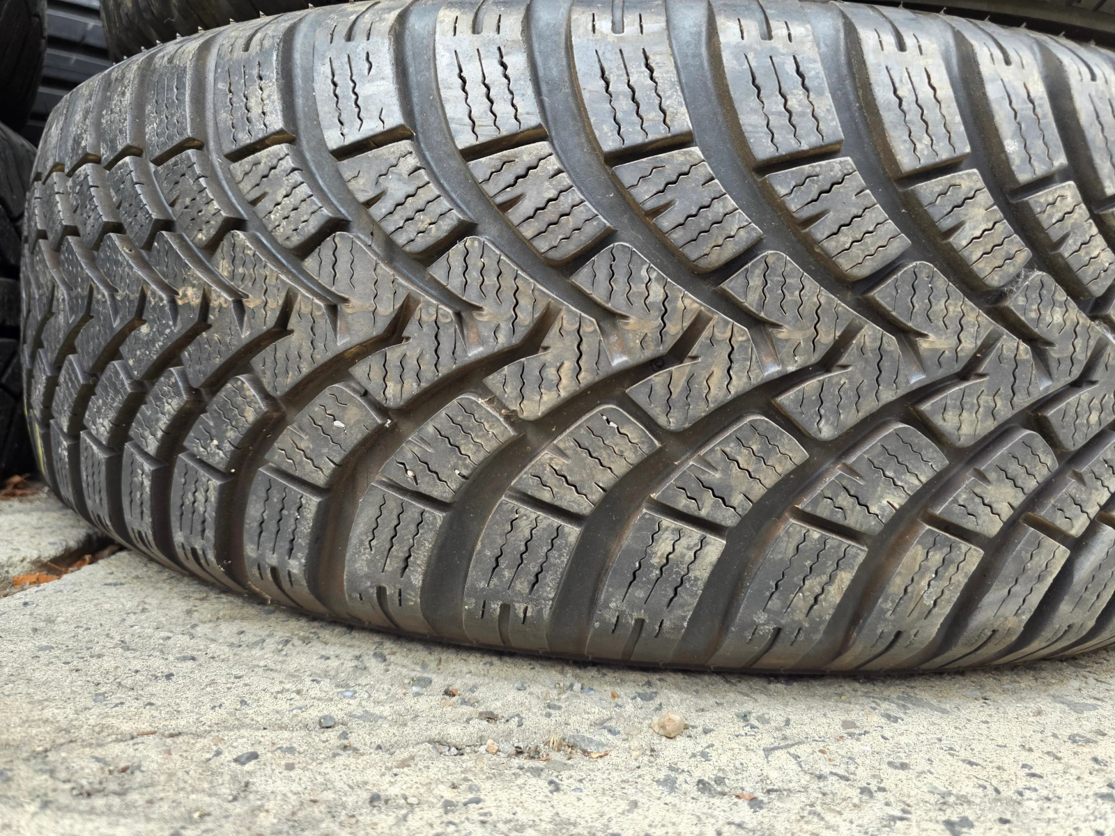  215/65R17 | Mobile.bg   4