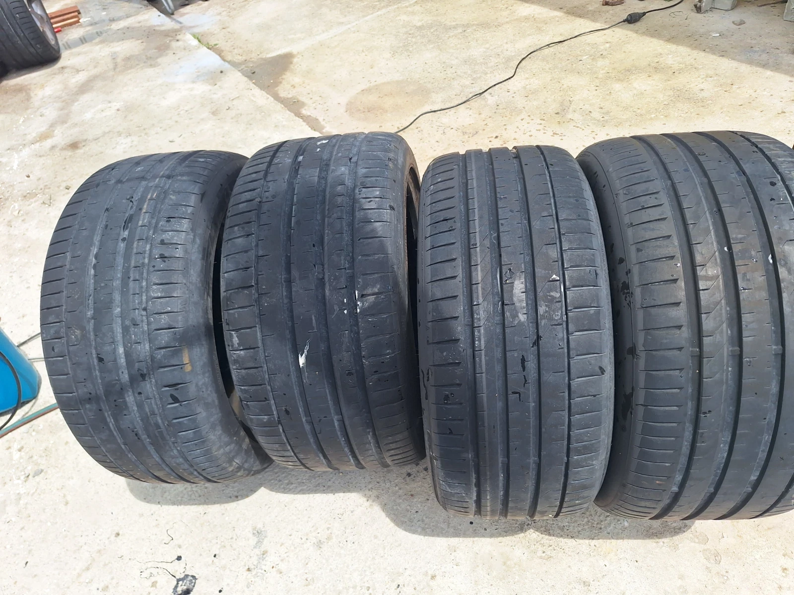 Гуми Летни 275/40R20
