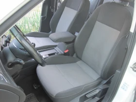 VW Golf 1.6 TDI Blumotion, снимка 11