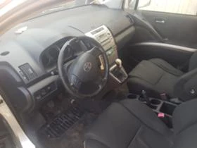 Toyota Corolla verso 2.2 | Mobile.bg    2
