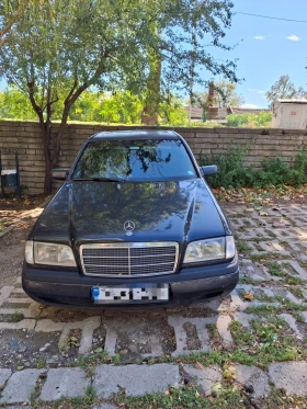 Mercedes-Benz C 180, снимка 2