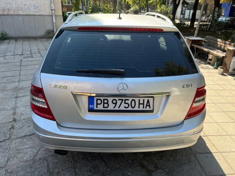 Mercedes-Benz C 220 Avangard, снимка 3 - Автомобили и джипове - 46933305