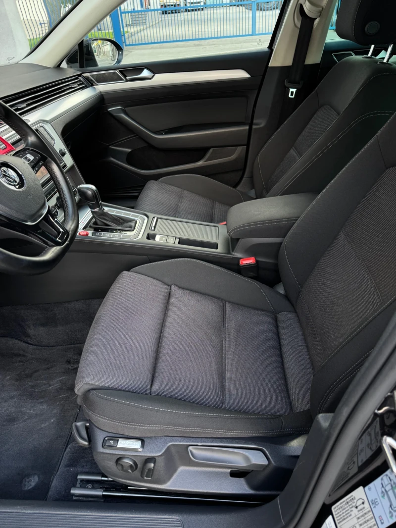 VW Passat 2.0BTDI 4x4, снимка 13 - Автомобили и джипове - 50487901