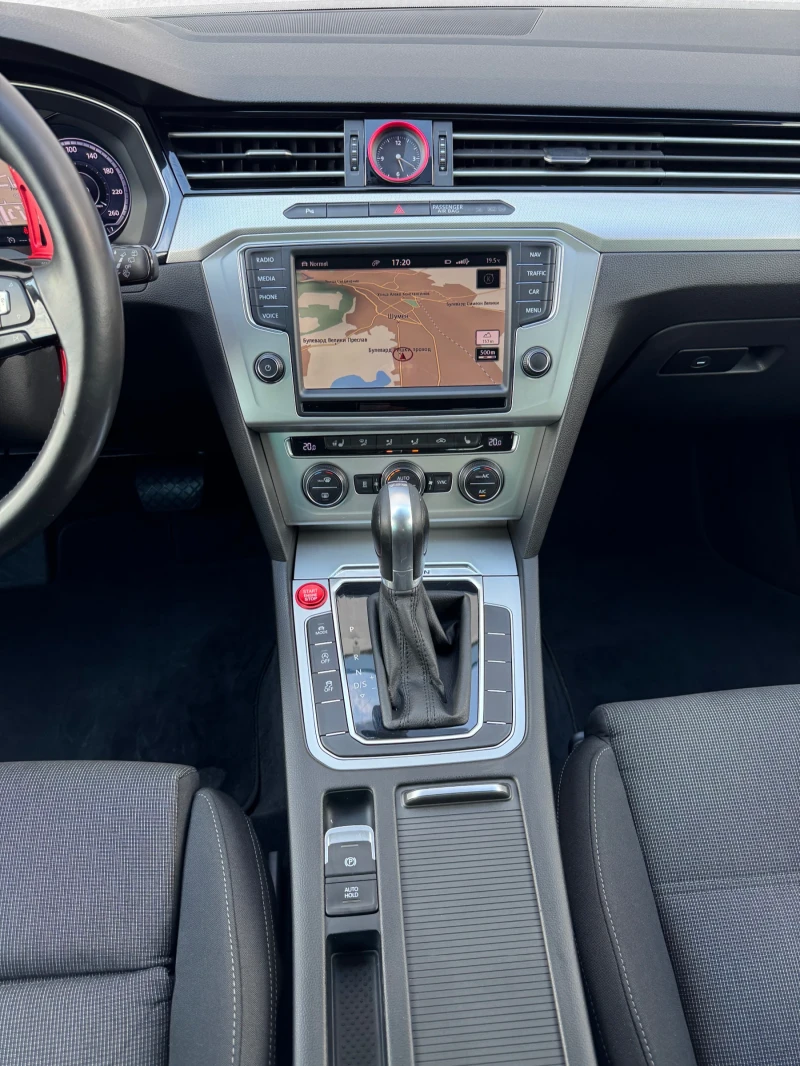 VW Passat 2.0BTDI 4x4, снимка 12 - Автомобили и джипове - 50487901