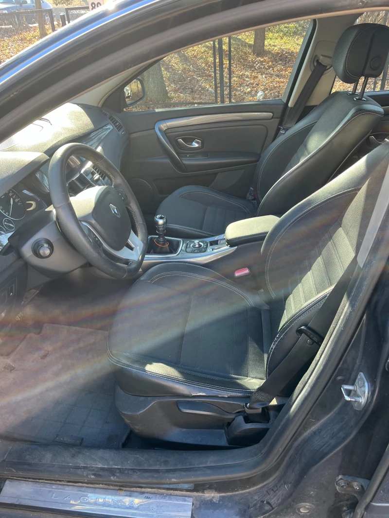 Renault Laguna GRANDTOUR, снимка 7 - Автомобили и джипове - 51574319