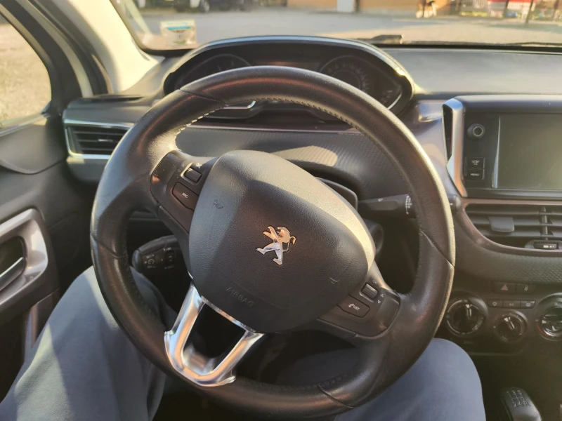Peugeot 2008 1.6ehdi, снимка 14 - Автомобили и джипове - 52820795
