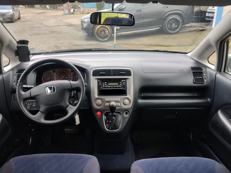 Honda Stream 2.0i 156k.c, снимка 11 - Автомобили и джипове - 53275071