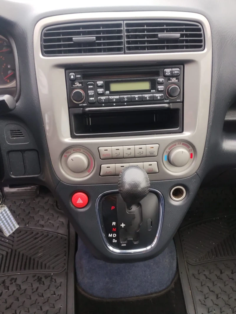 Honda Stream 2.0i 156k.c, снимка 16 - Автомобили и джипове - 53275071