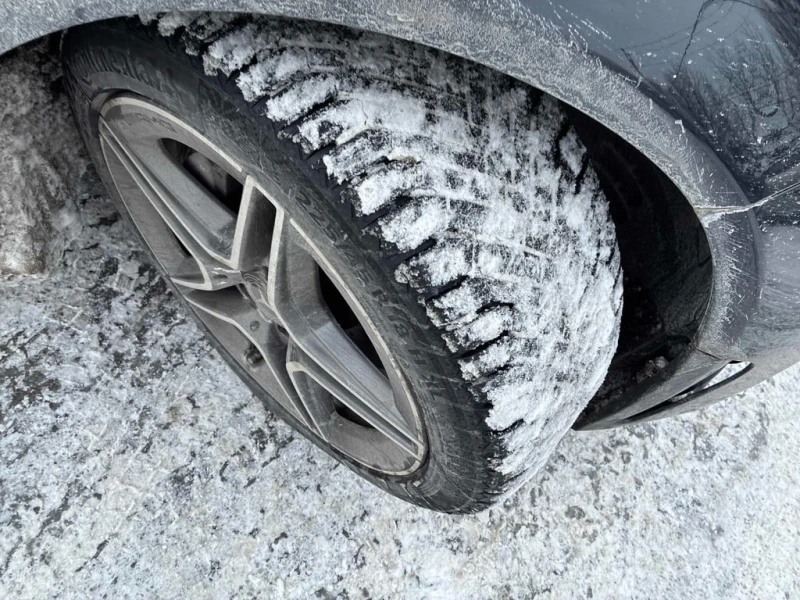 Mercedes-Benz C 300 * CARFAX * БЕЗ ПЪРВОНАЧАЛНА ВНОСКА, снимка 7 - Автомобили и джипове - 53275467