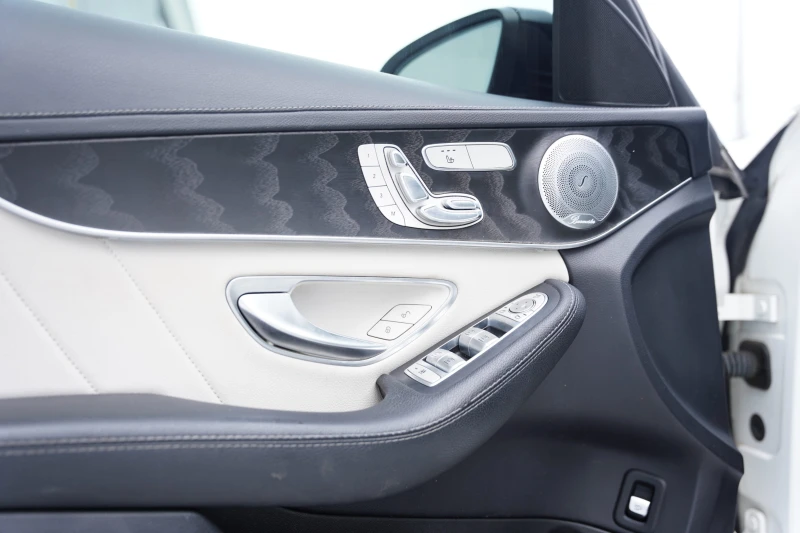 Mercedes-Benz C 43 AMG 4MATIC / BURMESTER / ПОДГРЕВИ / ПАНОРАМА, снимка 14 - Автомобили и джипове - 53404934
