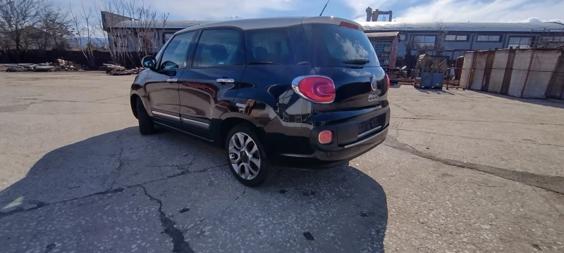 Fiat 500L Living, снимка 8 - Автомобили и джипове - 53405571