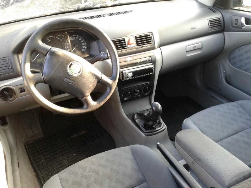 Skoda Octavia 2.0i,115 кс.,Комби, снимка 13 - Автомобили и джипове - 20648404