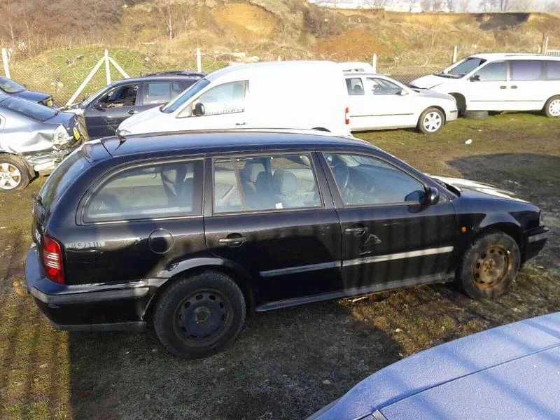 Skoda Octavia 2.0i,115 кс.,Комби, снимка 4 - Автомобили и джипове - 20648404