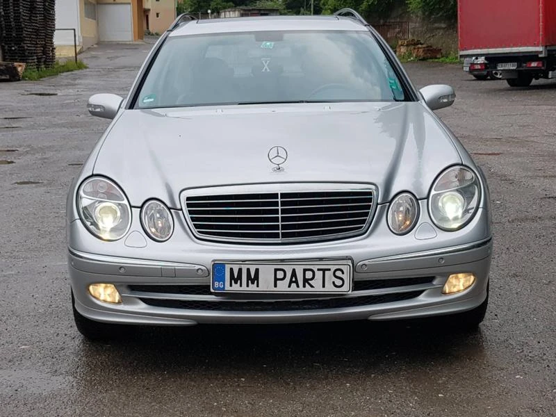 Mercedes-Benz E 350 4MATIC 350 бензин 272к.с - [1] 