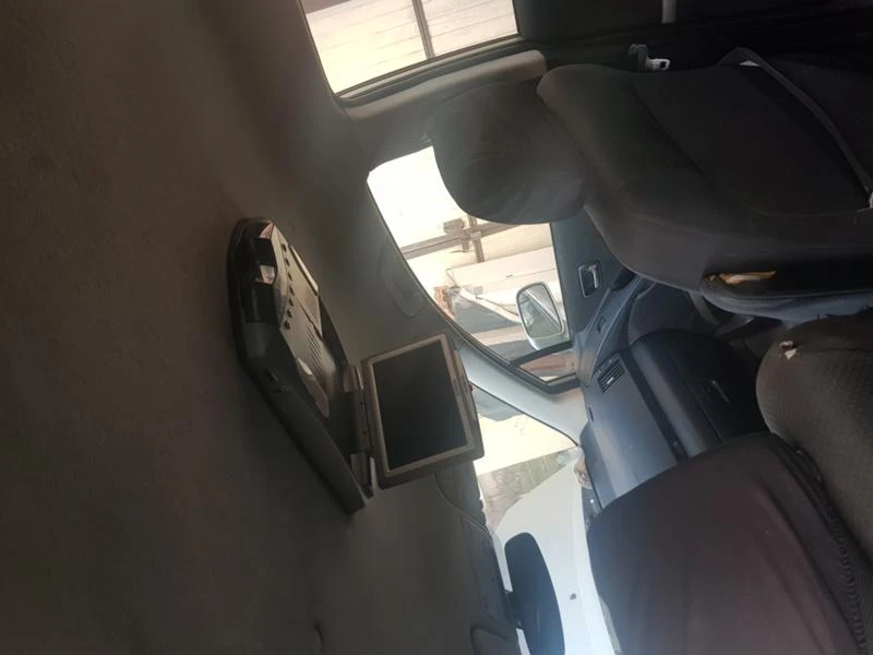 Toyota Corolla verso 2.2 - изображение 3