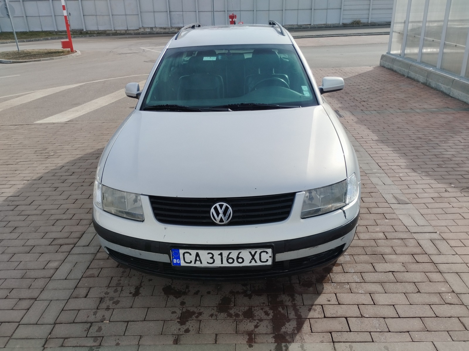 VW Passat 1.9 - изображение 1
